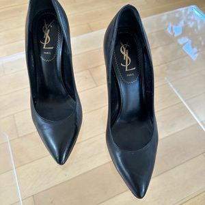 Ysl pumps size 35-